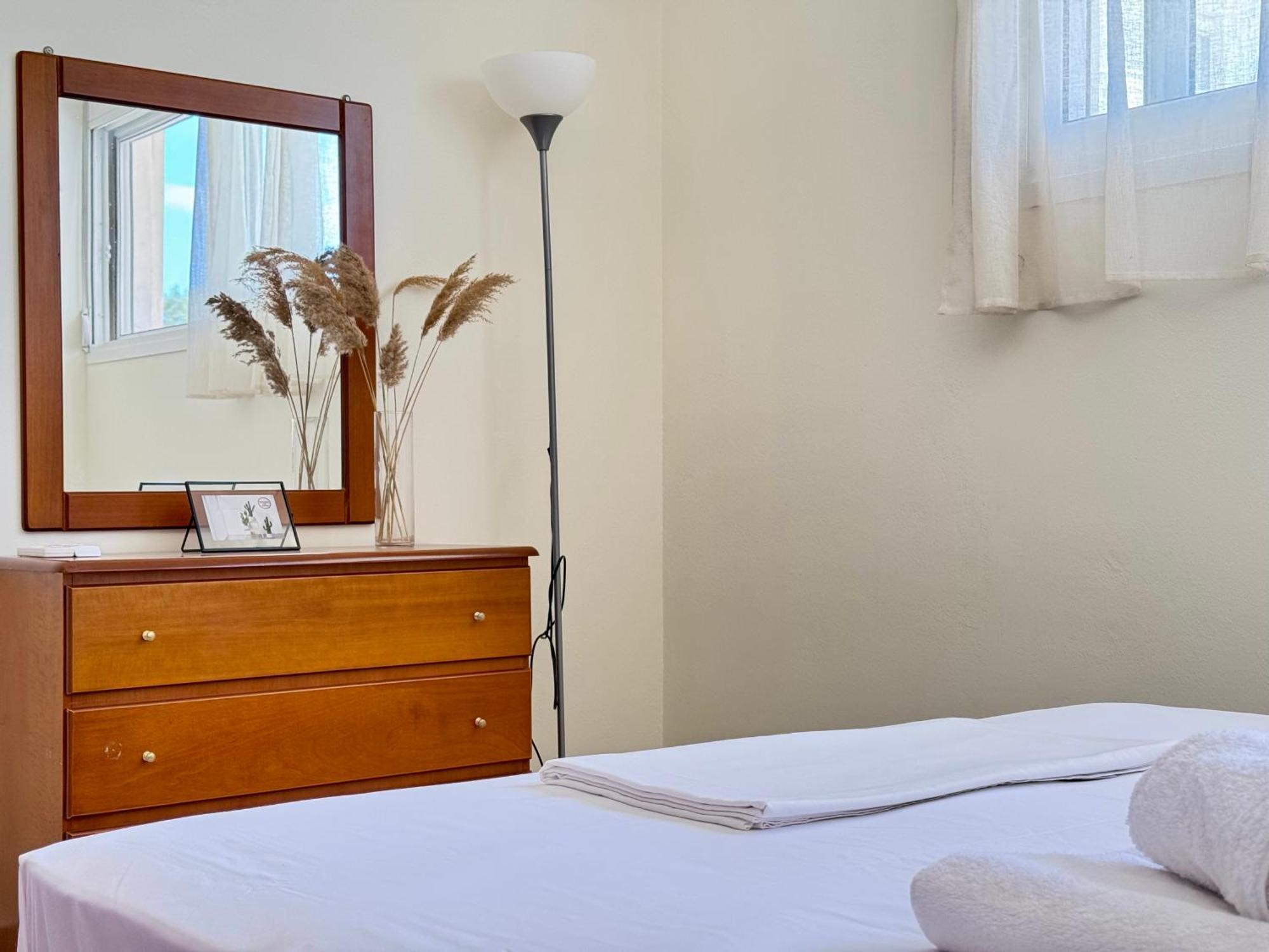 Spacious & Cozy Apartment, With Big Yard, In Kos Esterno foto